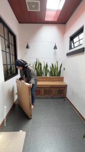 PIRA - NESTO CT80 R Meja Tamu / Meja Tamu 2 Tingkat Minimalis / Meja Tamu Bulat