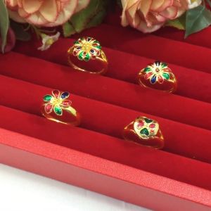 แหวนทองลงยา ลายดอกไม้ หัวใจ เสริมบารมี ใส่ออกงานได้ ทำจากทองเหลือง เรียบหรู ใส่ได้ทุกโอกาส งานสวย พร้อมส่ง