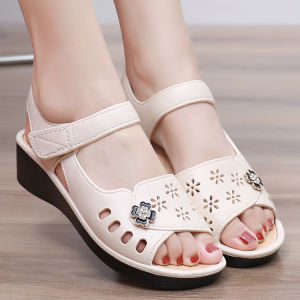 Womens Summer Sandals Plastic Wedge Flat Bottom Breathable Fashionable Casual Hollow out Design Low Cut Slip-On Shoes