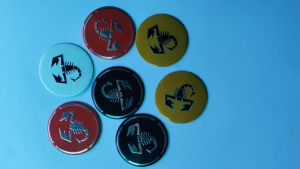 Tem nhôm Bò Cạp - Dán trang trí trục bánh xe nón bảo hiểm