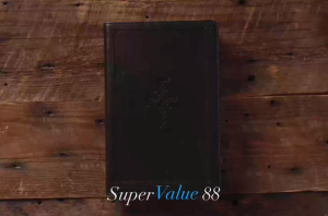 ESV Student Study Bible (Hardcover/ Leathertouch) - Over 12000 Notes Articles Maps Illustrations English Standard Version for Men & Women