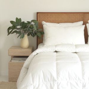 GAIAS Duvet Quilt Insert with 100% Long-staple cotton shell &  Hypoallergenic Microfiber fill