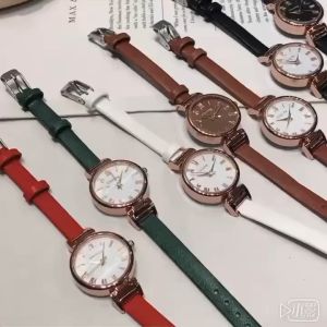 Vintage Roman Numeral Quartz Watch Minimalist Korean Style for Students Retro and Elegant