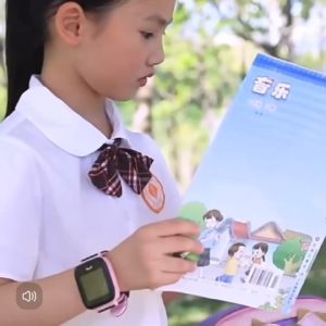 สมาร์ทวอทช์ใหม่ Q88! อัพเกรดสมาร์ทวอทช์ เมนูภาษาไทย โทรเข้า โทรเข้า มีกล้อง ติดตามตำแหน่ง LBS q88 นาฬิกาเด็ก นาฬิกาเด็ก เด็กผู้หญิง เด็กผู้ชาย imoo imoo