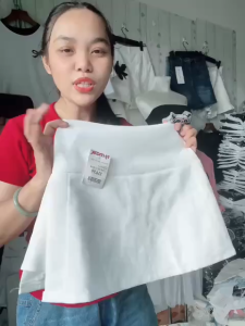 chân váy poly đai cao xẻ tà 1 bên có bảo hộ dnàh cho nữ đen trắng size sml