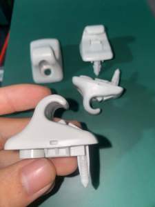 móc Kẹp giữ tấm che nắng Hyundai/kia : Veloster ACCENT Elantra  i30 cerato mã sản phẩm: 852353X000tx