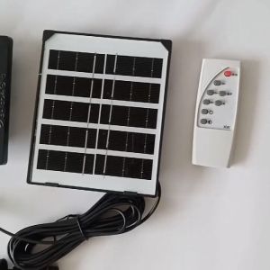 Đèn năng lượng mặt trời 45W 200W 500W đèn pha led ngoài trờiSiêu sáng và không thấm nước