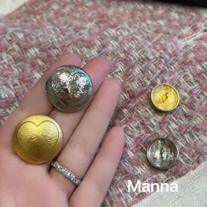 Manna round Simplistic Embossed Silver Metal Button for Coat And Sweater Decoration Home Fabric Sewing DIY Accessories
