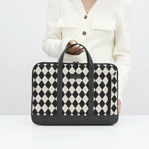 Túi chống sốc thời trang bảo vệ laptop Macbook.