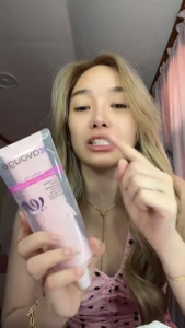 Kavouge Double-Tube Radiance 2-in-1 Whitening Serum & Moisturizer with Niacinamide