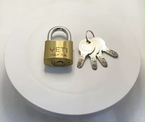 [HCM]KHÓA MÓC YETI 40MM THAU BẤM CHÌA ĐIỆN TỬ