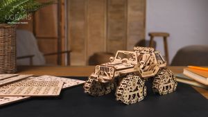 UGEARS Tracked Off-Road Vehicle - 4WD Model Vehicle DIY Kits to Build - DIY 3D Car Model Puzzle with Spring Motor 2 Driving Modes Openable Hood with Engine - 3D Wooden Puzzles for Adults Kids Birthday Present Toys Christmas Xmas Gift