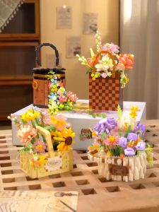 Hand-held Portable Flower Brick Garden Bouquet Basket Bag Building Block Gift Present Decoration Toy