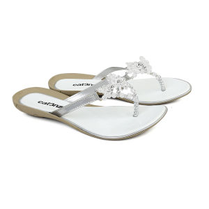 Sandal Flat Catenzo RM 004: Desain Modern & Nyaman untuk Aktivitas Sehari-hari