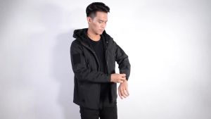 【 2-3 Days Delivery 】 Tucano Tactical jacket with multiple pockets breathable outdoor sports jacket waterproof and windproof mens hooded jacket