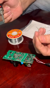 Thiếc hàn chì KAINA 63/37 (Cuộn 50g)