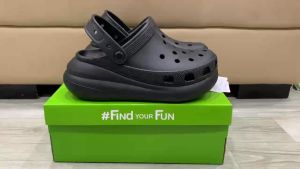 Giày sục crocs chuẩn xịn chống hôi chân nhựa tế bào êm mềm siêu bền đi mưa lội nước đi biển band crush đế cao 6cm màu đen