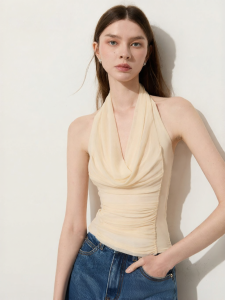 D-PLAY | Haltered Neckline Tie-Bow Top