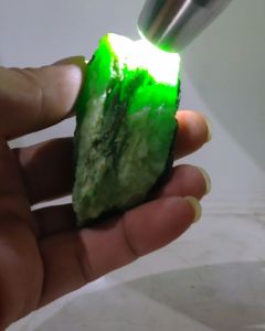 Batu Giok Natural: Bongkahan Dikirim Sesuai Foto & Video Kode55