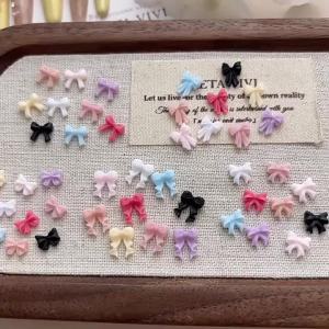 50 Chiếc Phụ Kiện Trang Trí Móng Tay Bằng Nhựa Resin Màu Trơn 3D Nơ Nhỏ Xinh Charm Móng Tay Phụ Kiện Kẹp Tóc Tự Làm