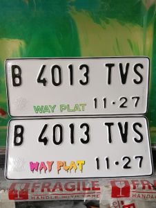 plat nomor motor standar berlogo Korlantas 2pcs/sepasang