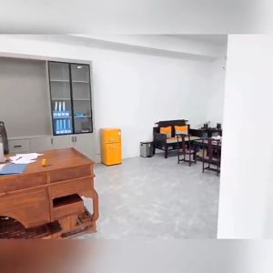 วาสลีนรีแพร์ลิปบาล์มให้ความชุ่มชื้นแก่ริมฝีปาก ใช้ได้ทั้งผู้ชายและผู้หญิง Fushiyi Lip Balm 3.8 กรัม/แท่ง