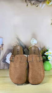 Crock Baotou Lightweight Fasion Clogs Suede Style Slipon Slipper 3318