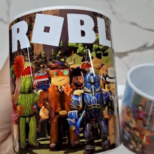 Mug Roblox Eksklusif – Desain Karakter Noob Bacon Hair & Avatar Lucu Cocok Koleksi & Kado