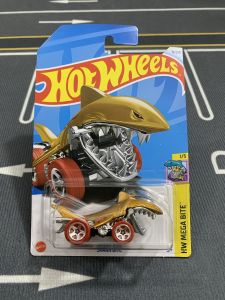 Xe Mô Hình Cá Mập Bằng Kim Loại Hot Wheels 18 Bộ Sưu Tập 2024 a Xe Đồ Chơi Cho Trẻ Em Quà Tặng Tương Tác Giáo Dục Chất Liệu Kim Loại