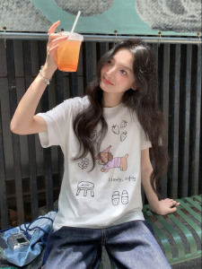 Mixd | Cartoon Print Age-Reducing Crew Neck Short Sleeve T-Shirt