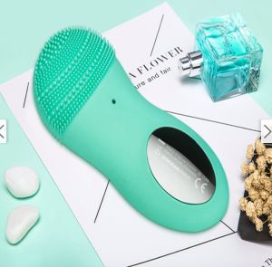 Máy rửa mặt kết hợp massage công nghệ sóng siêu âm sonic TOUCHBeauty TB 1788