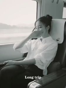 ใหม่ 4 ปุ่ม หมอนนวดคอไฟฟ้า เครื่องนวดปากมดลูกประคบร้อนไร้สาย การเดินทางด้วยรถยนต์ช่วยลดความเหนื่อยล้าและออฟฟิศซินโดรม