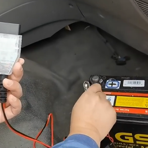 10set Japit Aki / Jepit Buaya / Jumper Cepit Accu / Klip Gunting / Merah Hitam Sepasang 7cm 50A