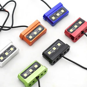 ไฟป้ายทะเบียนรถจักรยานยนต์ LED Mini 12V กันน้ําด้านหลังไฟท้ายรถมอเตอร์ไซด์สําหรับป้ายทะเบียน