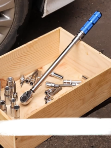 1/4" Drive 5-25NM Adjustable Torque Wrench Precision Hand Spanner for Repair Tools