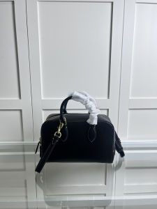 Fashion pillow bag Boston handbag classic single-shoulder crossbody bag versatile shoulder bag French bowling bag