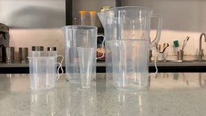 พลาสติก ตวง ถ้วยตวง ขนาด 1000ml/2000ml/3500ml/5000ml รับเหยือกตวง พร้อมฝาปิด สำหรับผู้ชาย ผู้ชาย