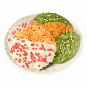 BENGONGELE | Strawberry Matcha Almond Crisp Biscuits