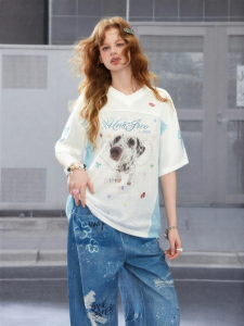 Unifree | White V-Neck Mesh Patch American Puppy Print Loose T-Shirt