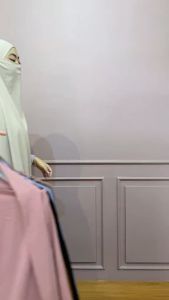 Jilbab Hijab French Khimar Nonpad Bahan Crinkle Airflow Saudah (By Khadijah)
