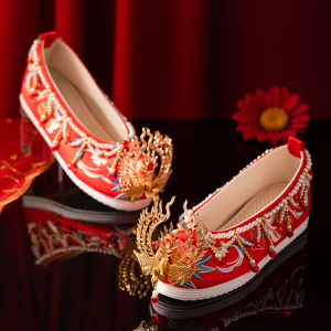 รองเท้าแต่งงานสไตล์จีนสำหรับผู้หญิง รองเท้าแต่งงานแบบลำลอง ทรงหัวแหลม ทรงปากนก ทรงหัวแหลม ด้านในทำจากผ้า พื้นยาง
