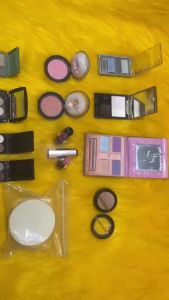 Hộp phấn mắt và son JENNIFER LOPEZ của Mỹ - thanh lý