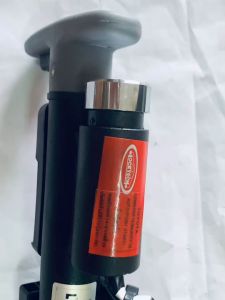 LOCKTECHอุปกรณ์กันขโมยรถยนต์ล๊อคเบครและคลัทซ์ใช้สำหรับรถTOYOTA COMMOTER2019