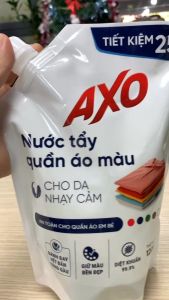 nước tẩy AXO trắng hương thanh khiết túi 1.2kg