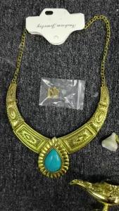 Exotic Girl Arabian Princess Costume Set with Magic Lamp Golden Jewelry Headwear Wig for Mid Eastern Fairy Tale Role Play Gift