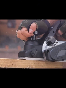 Electric Planer Wood Planer Handheld Power Planer Machine for Professional Woodworking Power Tool