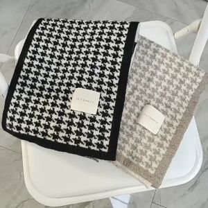 Khăn Choàng Cổ Nữ Giữ Ấm Mùa Đông (160CM X 20CM) Kiểu Dáng Hàn Quốc 2 Màu Thời Trang