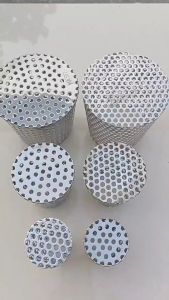 110/50 Rooftop Floor Drain Cover Side Row Round Hole Drain Cover Plug-in Floor Drains For Outdoor