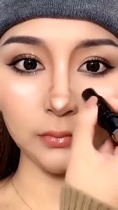2 in1 Double Head Highlight Nose Shadow V-Face Contouring Stick Pen Makeup