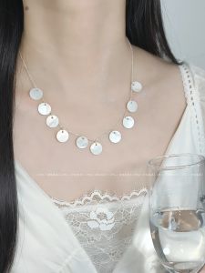 Bohemian Shell Tassel Necklace Womens Design Sense Clavicle Chain Moonlight White round Slice Fringe Boho Jewelry Accessory
